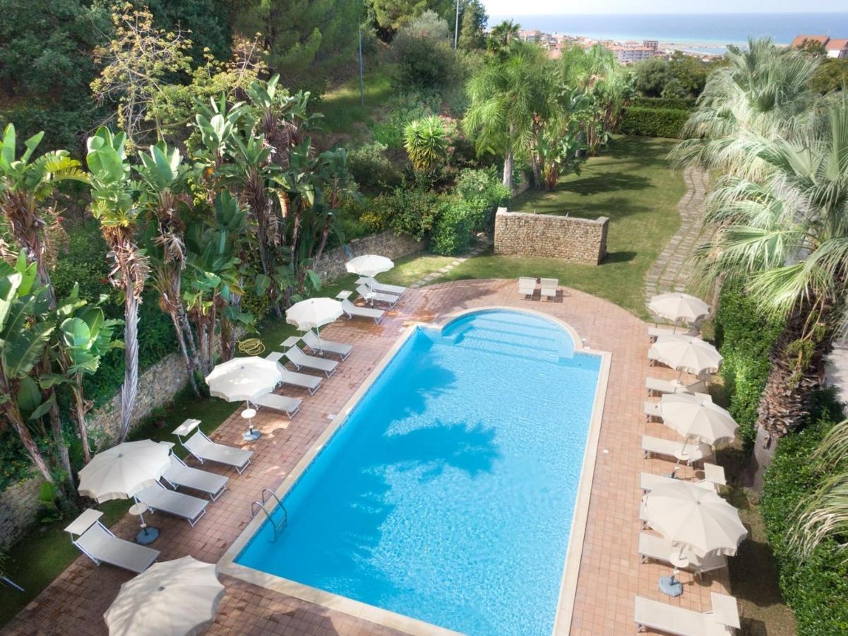 Agriturismo Villa Luca Sant'Agata di Militello Luaran gambar