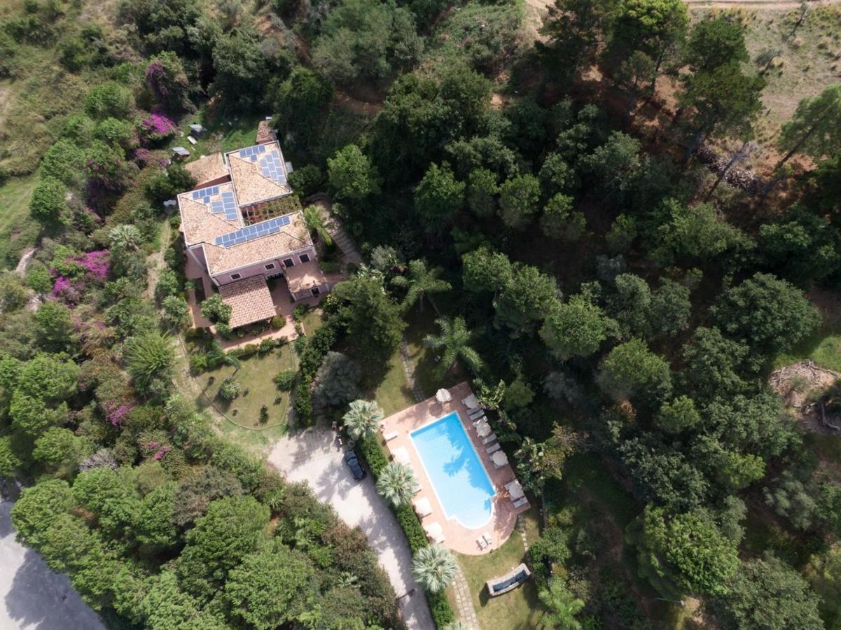 Agriturismo Villa Luca Sant'Agata di Militello Luaran gambar
